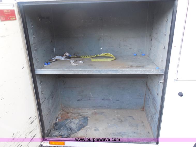 image for item I1256 1994 Chevrolet Cheyenne 3500 utility truck