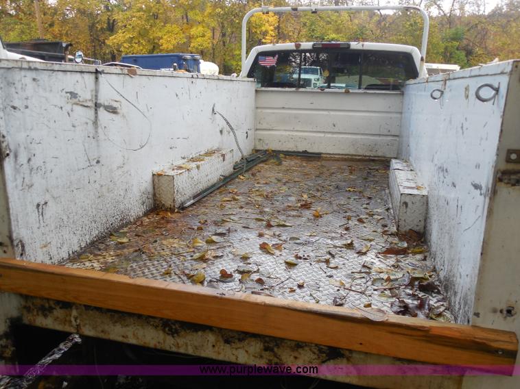 image for item I1256 1994 Chevrolet Cheyenne 3500 utility truck