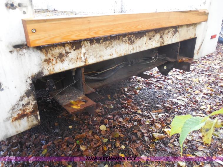 image for item I1256 1994 Chevrolet Cheyenne 3500 utility truck