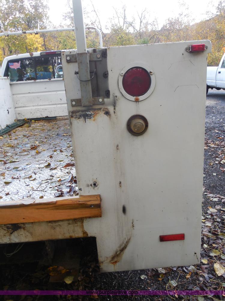 image for item I1256 1994 Chevrolet Cheyenne 3500 utility truck