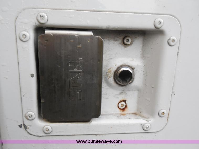 image for item I1256 1994 Chevrolet Cheyenne 3500 utility truck