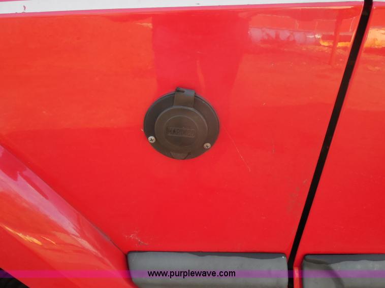 image for item I1257 2000 Jeep Cherokee Sport SUV