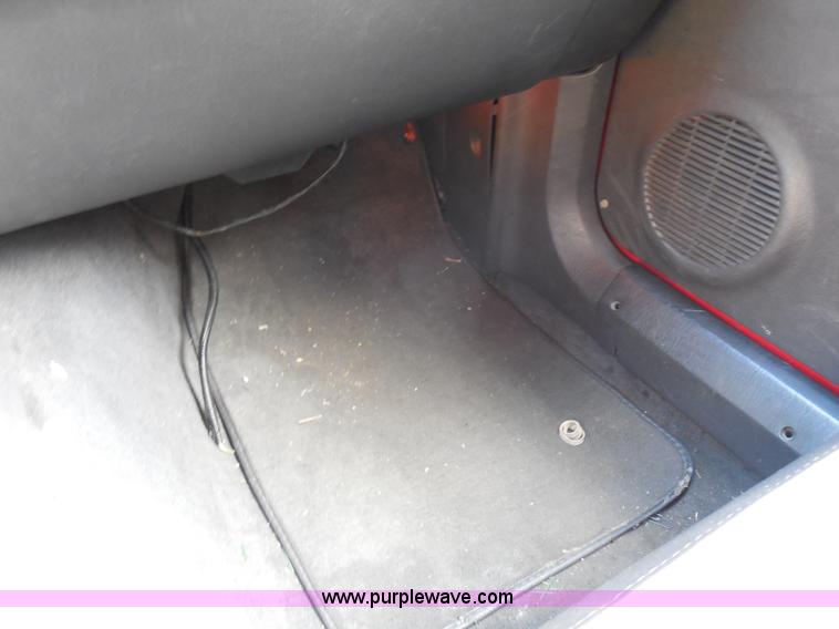 image for item I1257 2000 Jeep Cherokee Sport SUV