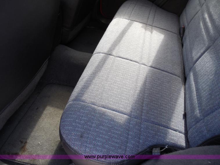 image for item I1257 2000 Jeep Cherokee Sport SUV