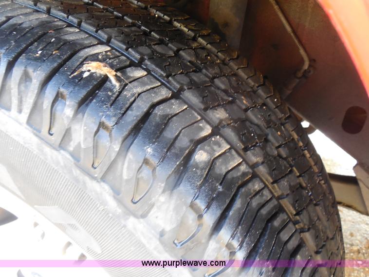 image for item I1257 2000 Jeep Cherokee Sport SUV