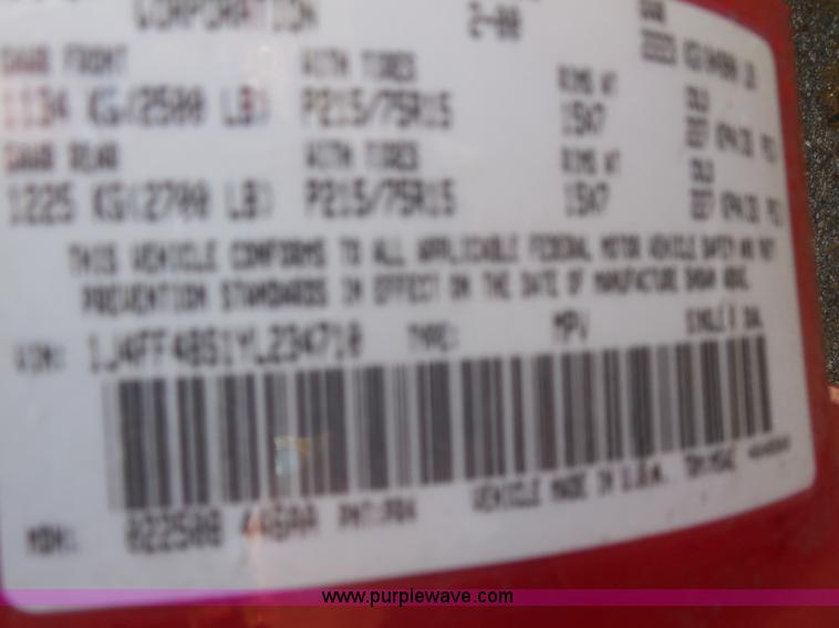 image for item I1257 2000 Jeep Cherokee Sport SUV