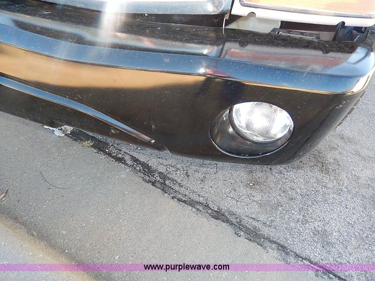 image for item I4261 2004 Dodge Durango SLT SUV