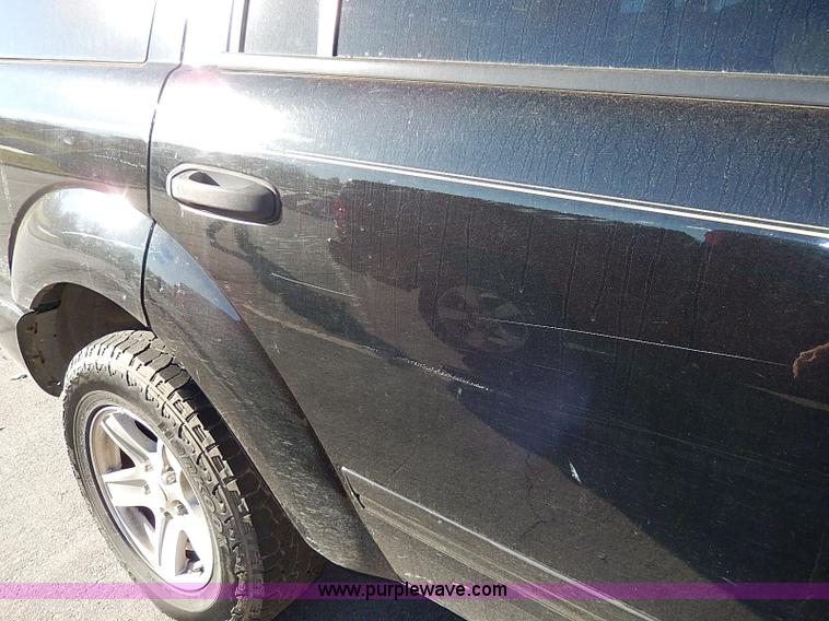 image for item I4261 2004 Dodge Durango SLT SUV