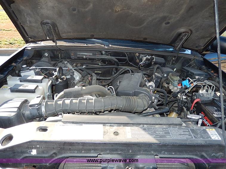 image for item I4262 2002 Ford Ranger XLT SuperCab pickup truck