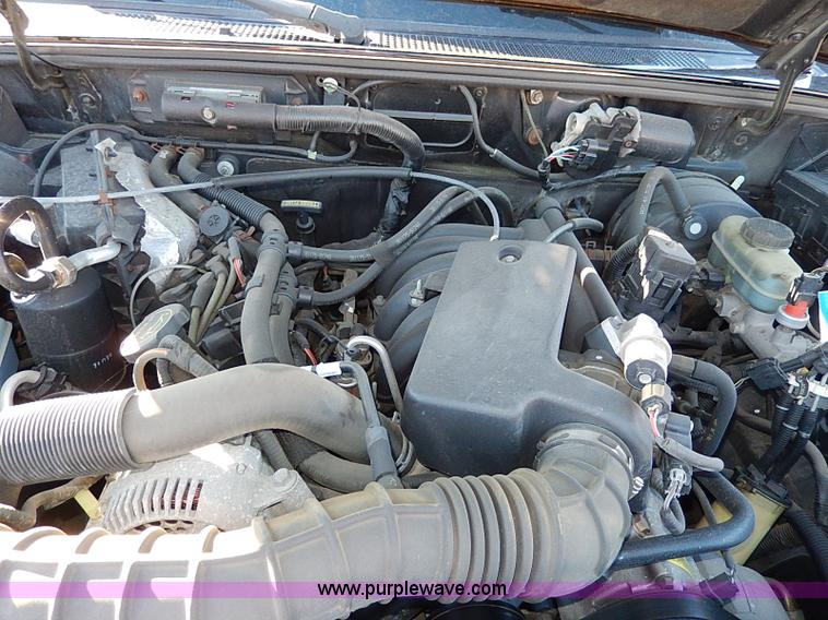 image for item I4262 2002 Ford Ranger XLT SuperCab pickup truck