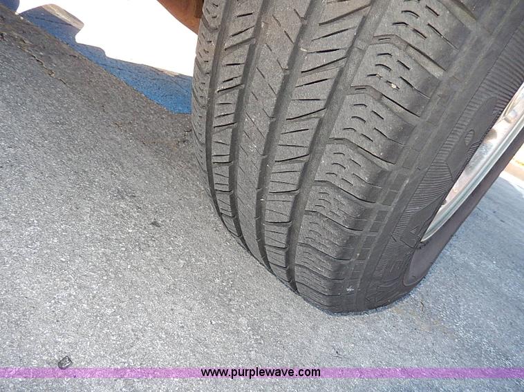 image for item I4262 2002 Ford Ranger XLT SuperCab pickup truck