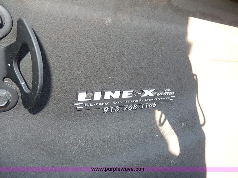 image for item I4262 2002 Ford Ranger XLT SuperCab pickup truck