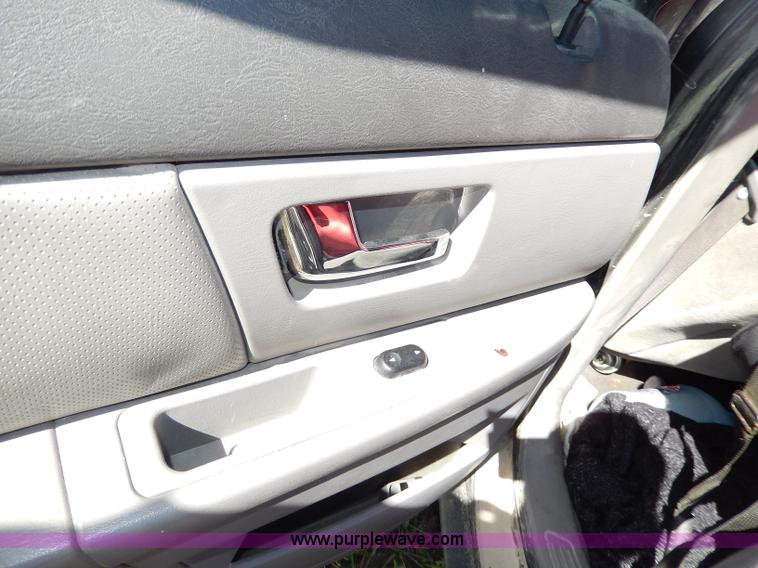 image for item I4278 2003 Ford Taurus SE