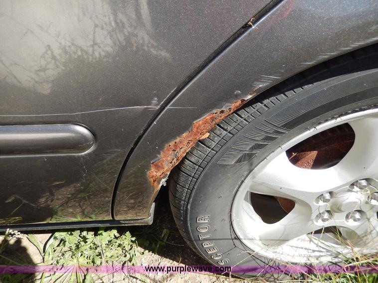 image for item I4278 2003 Ford Taurus SE