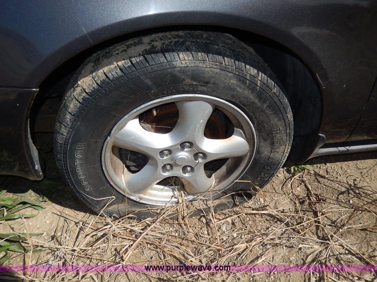 image for item I4278 2003 Ford Taurus SE