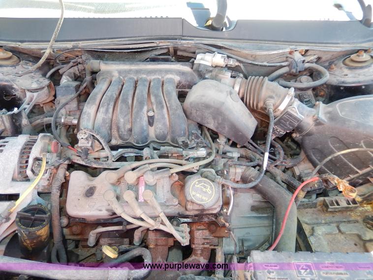 image for item I4278 2003 Ford Taurus SE