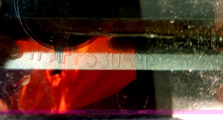 image for item I4278 2003 Ford Taurus SE