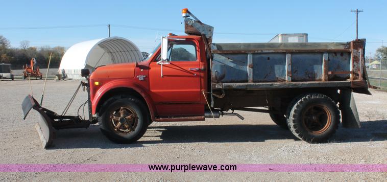 image for item I4697 1968 Chevrolet C60 dump truck