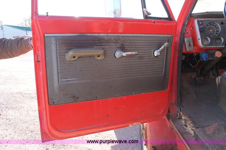 image for item I4697 1968 Chevrolet C60 dump truck