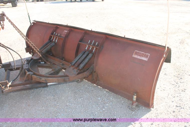 image for item I4697 1968 Chevrolet C60 dump truck