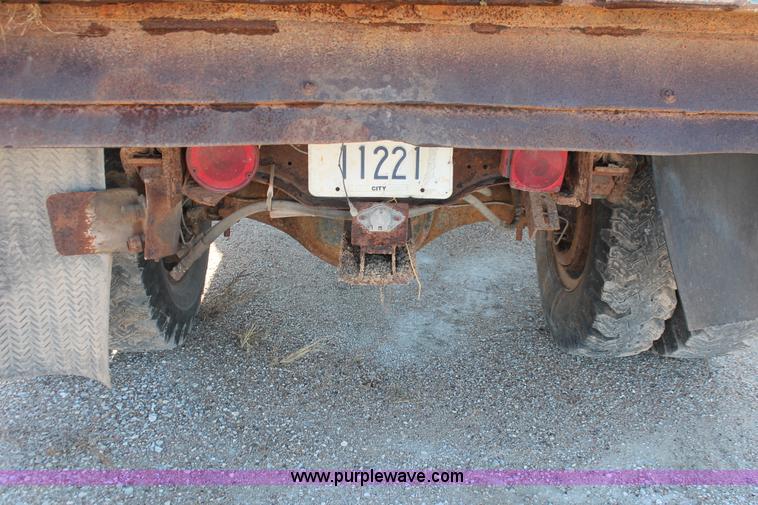 image for item I4697 1968 Chevrolet C60 dump truck