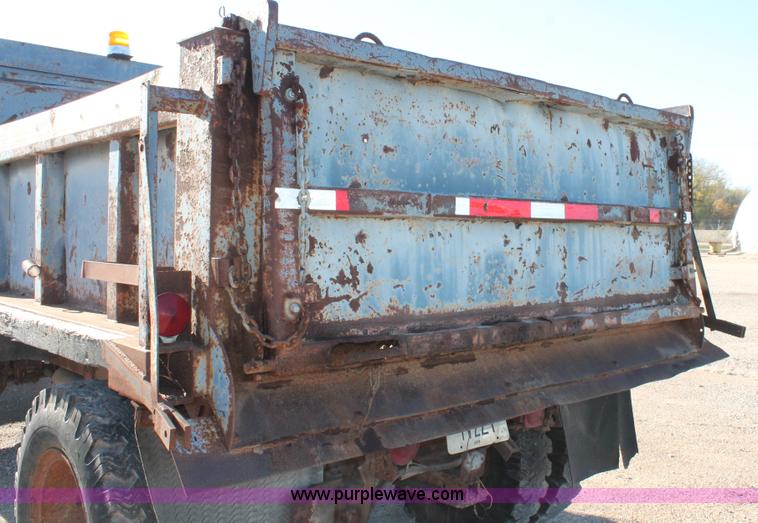 image for item I4697 1968 Chevrolet C60 dump truck
