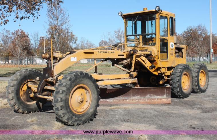 image for item I4698 Caterpillar 112 rigid frame motor grader