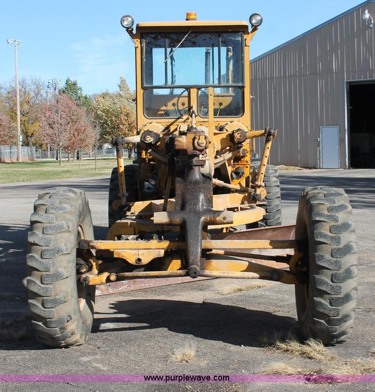 image for item I4698 Caterpillar 112 rigid frame motor grader