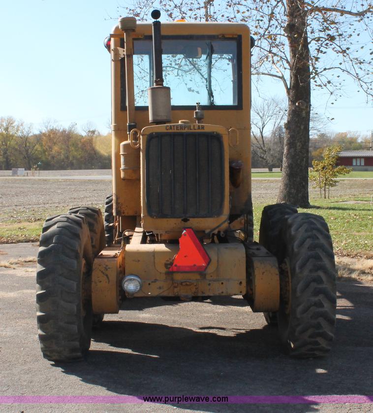 image for item I4698 Caterpillar 112 rigid frame motor grader
