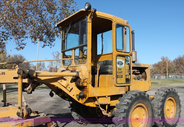 image for item I4698 Caterpillar 112 rigid frame motor grader