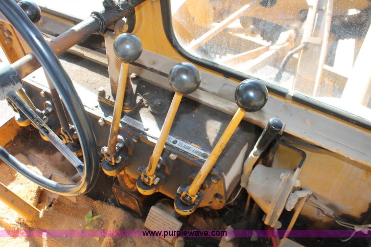 image for item I4698 Caterpillar 112 rigid frame motor grader