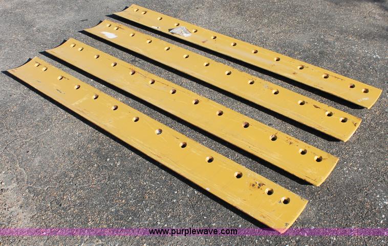 image for item I4698 Caterpillar 112 rigid frame motor grader