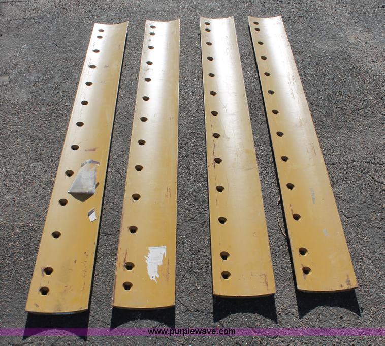 image for item I4698 Caterpillar 112 rigid frame motor grader