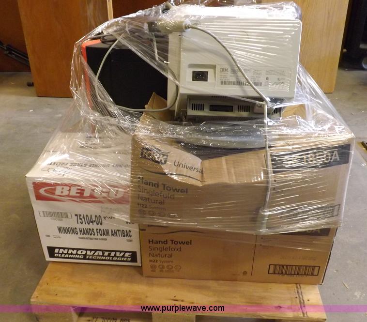 image for item I8267 IBM AS/400E