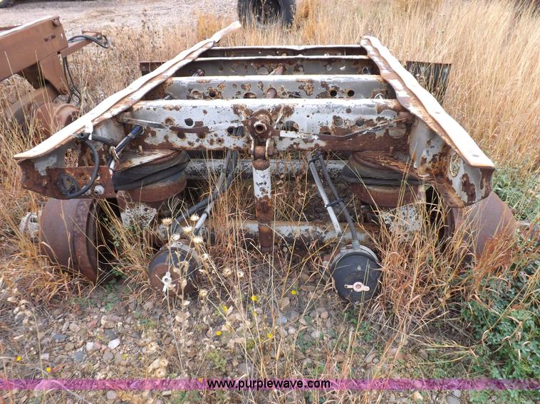 image for item I8317 (3) assorted semi trailer axles