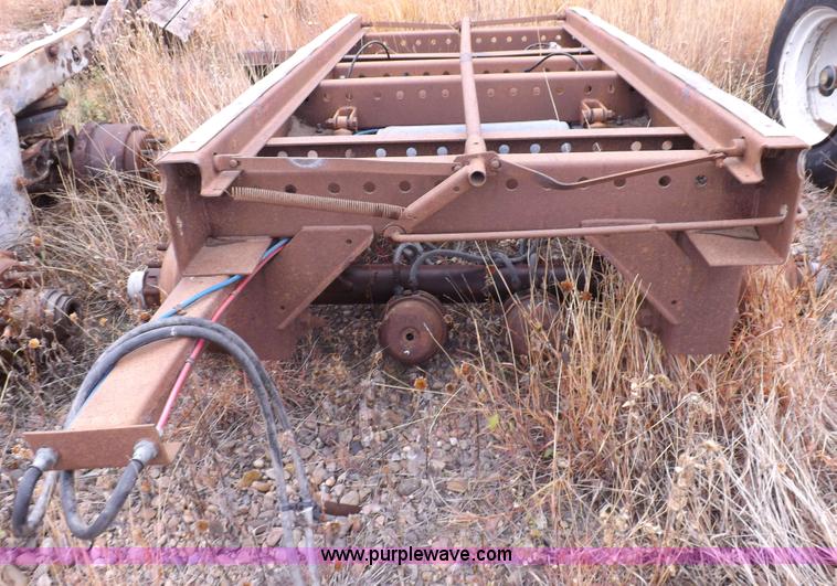 image for item I8317 (3) assorted semi trailer axles