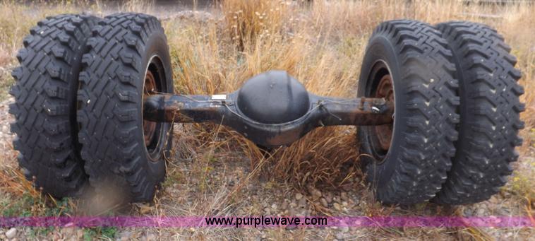 image for item I8317 (3) assorted semi trailer axles