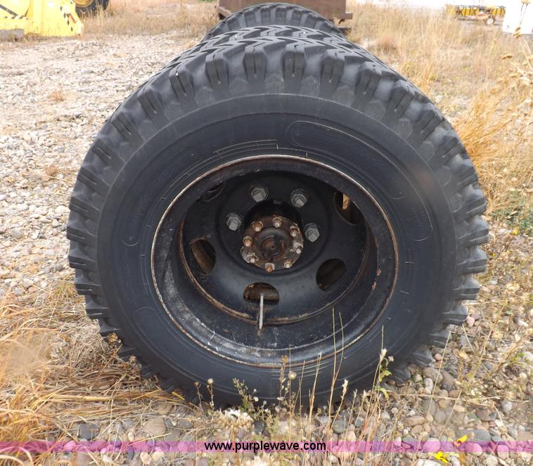 image for item I8317 (3) assorted semi trailer axles