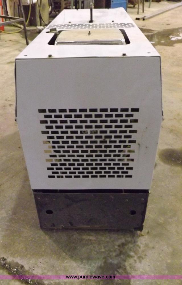 image for item I8320 Hobart Champion 16 welder/generator