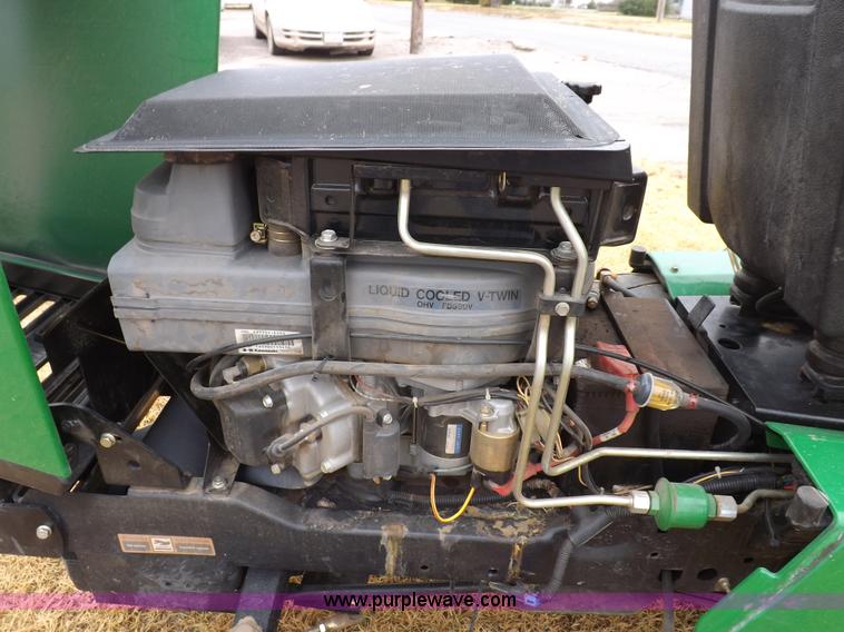 image for item I8321 John Deere F725 lawn mower