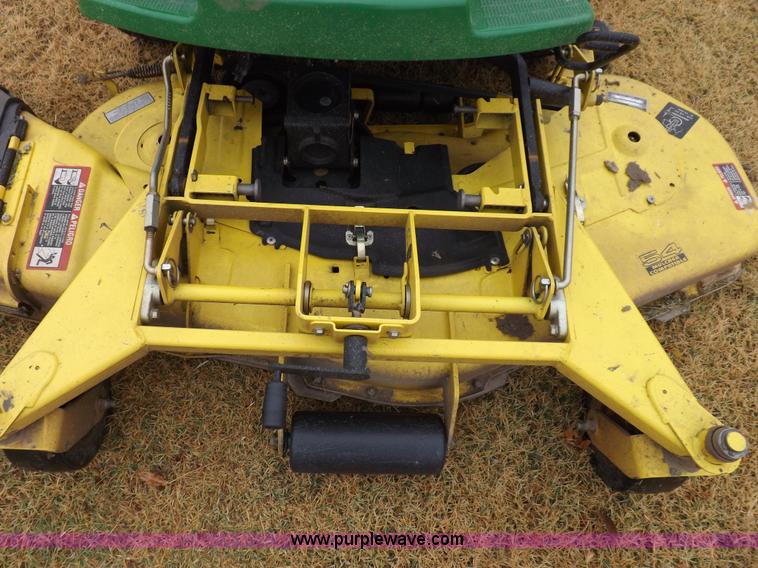 image for item I8321 John Deere F725 lawn mower