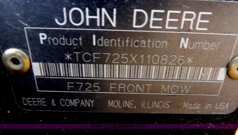 image for item I8321 John Deere F725 lawn mower