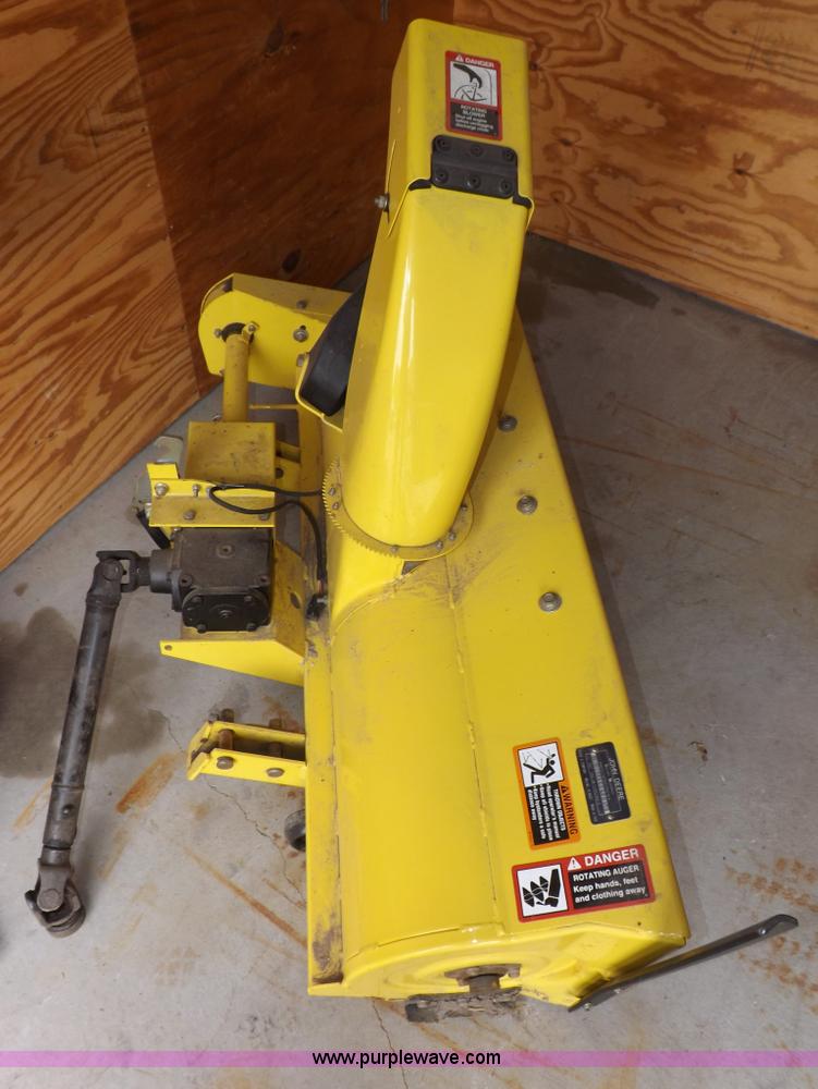 image for item I8321 John Deere F725 lawn mower