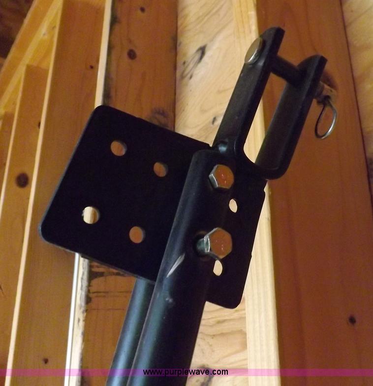 image for item I8321 John Deere F725 lawn mower