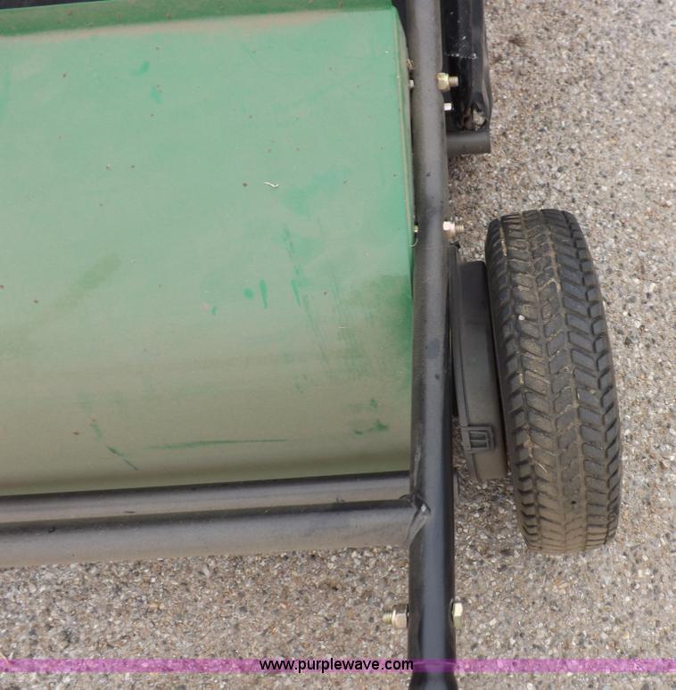 image for item I8321 John Deere F725 lawn mower