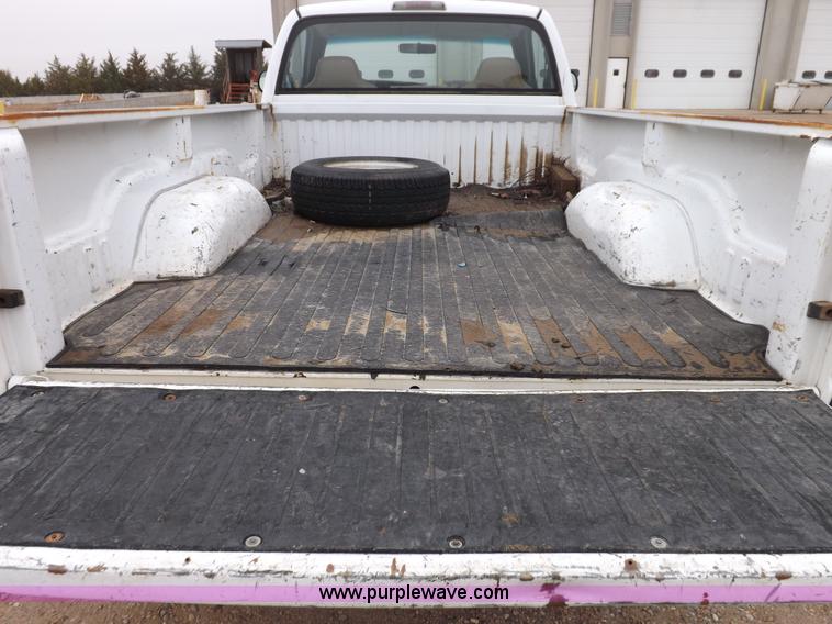 image for item I8322 1999 Dodge Ram 1500 pickup truck