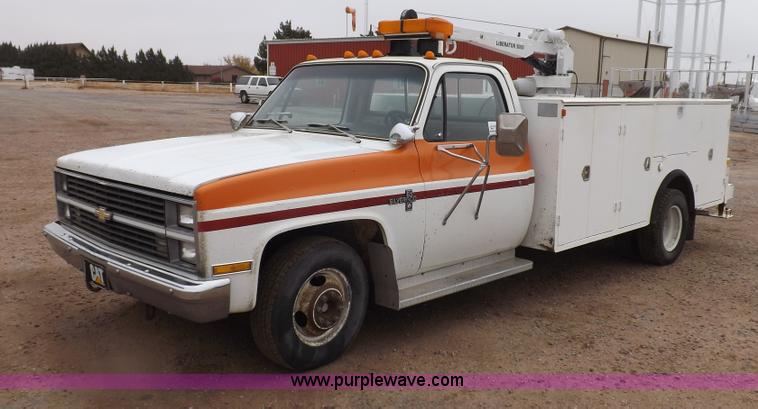image for item I8323 1983 Chevrolet Silverado 30 service truck