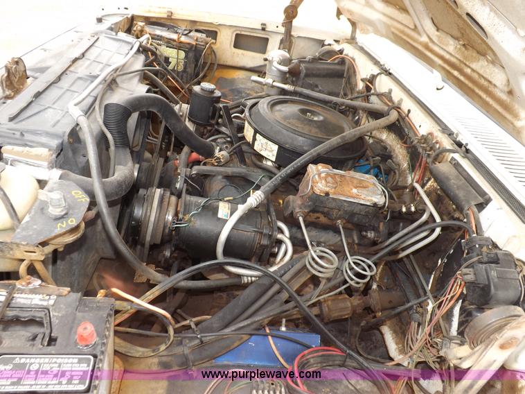 image for item I8323 1983 Chevrolet Silverado 30 service truck