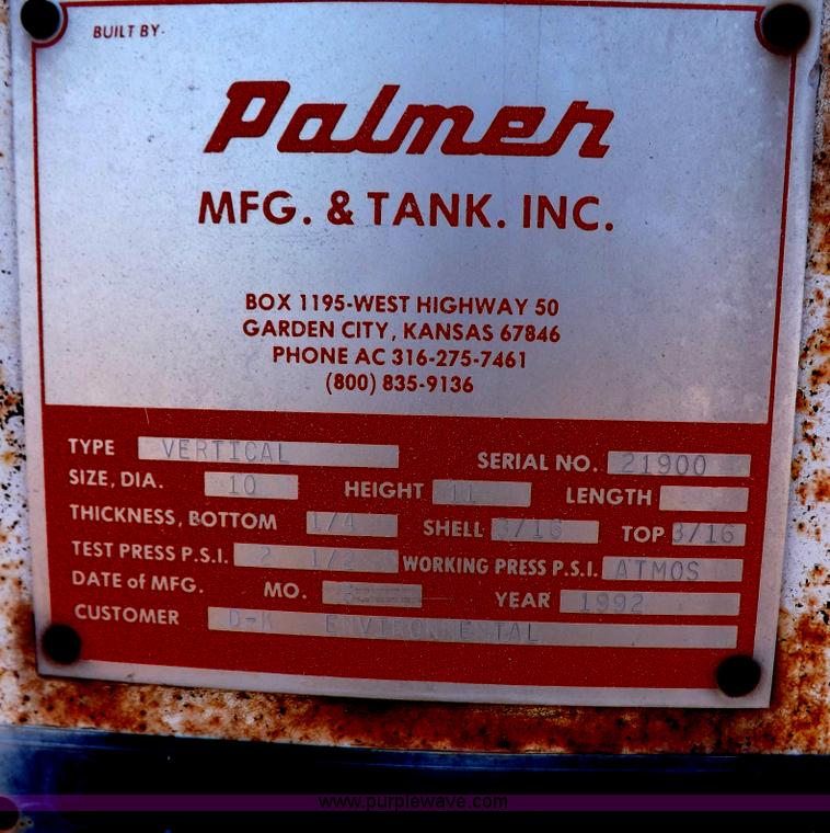 image for item I8341 Palmer vertical tank