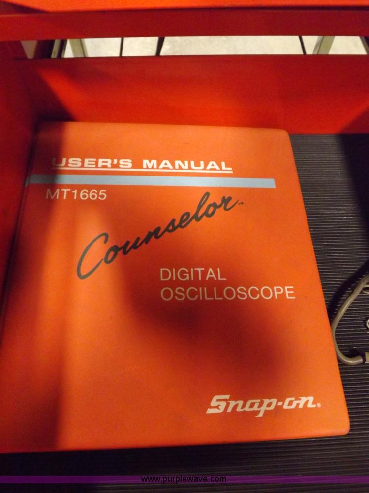 image for item I8342 Snap-On digital oscilloscope
